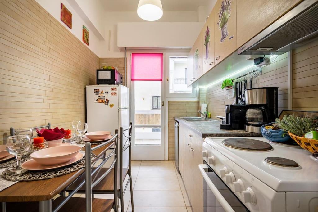 Athens Paradise Cozy 53 Sqm Apartament Near To Metro Екстериор снимка