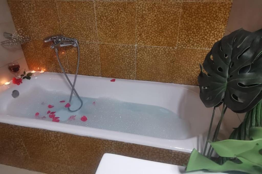 Athens Paradise Cozy 53 Sqm Apartament Near To Metro Екстериор снимка