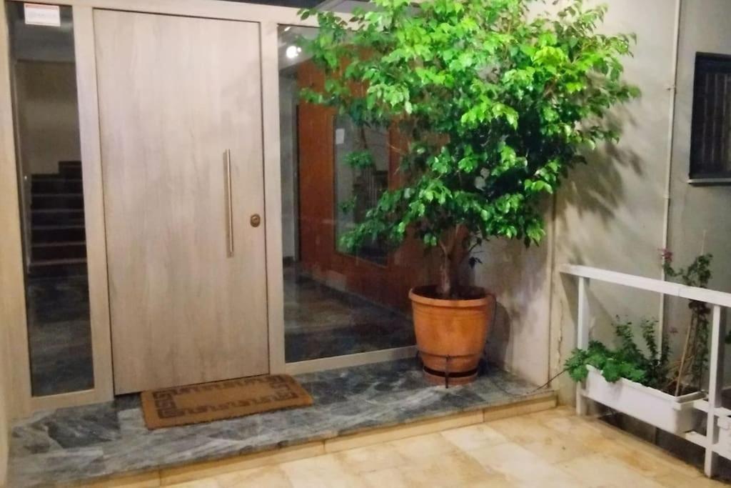 Athens Paradise Cozy 53 Sqm Apartament Near To Metro Екстериор снимка